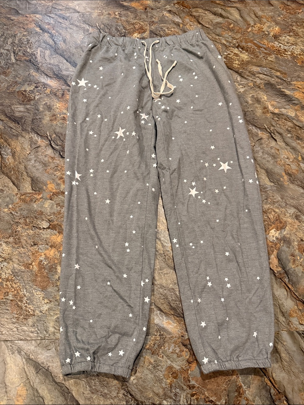Women’s size small Gray Star Print jogger Pants
